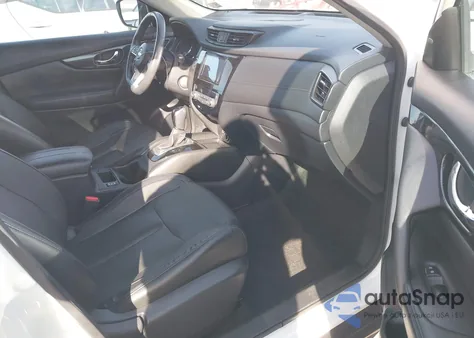 2017 Nissan Rogue Sl z USA, uszkodzony, nr VIN 5N1AT2MV3HC859148